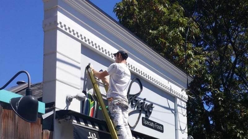 5 Good Reasons to Hire a Professional Painting Company